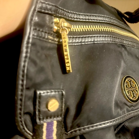 Tory Burch Nylon Backpack – Black & Gold – Authentic - Picture 7 of 16